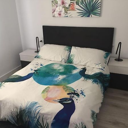 Apartamento Ciudad Lineal Reciente Reforma Apartment Мадрид Екстериор снимка
