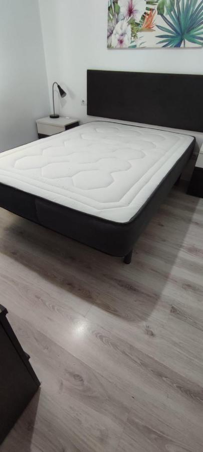 Apartamento Ciudad Lineal Reciente Reforma Apartment Мадрид Екстериор снимка